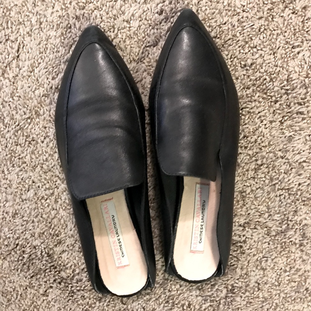 Kristin Cavaliers/Chinese Laundry flats